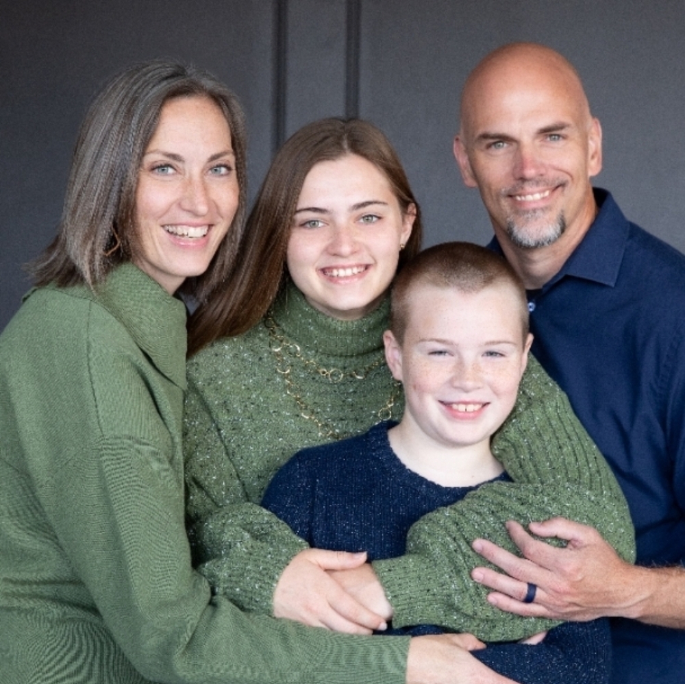 Meet your Posher, Elise